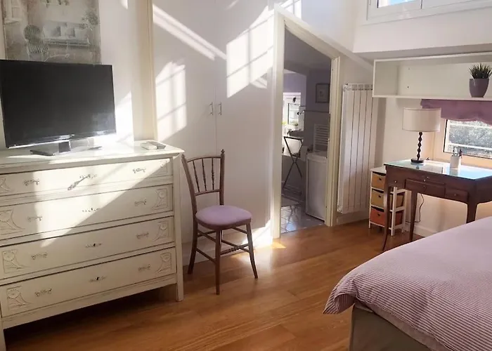 Lovely Independent Mini- In Central